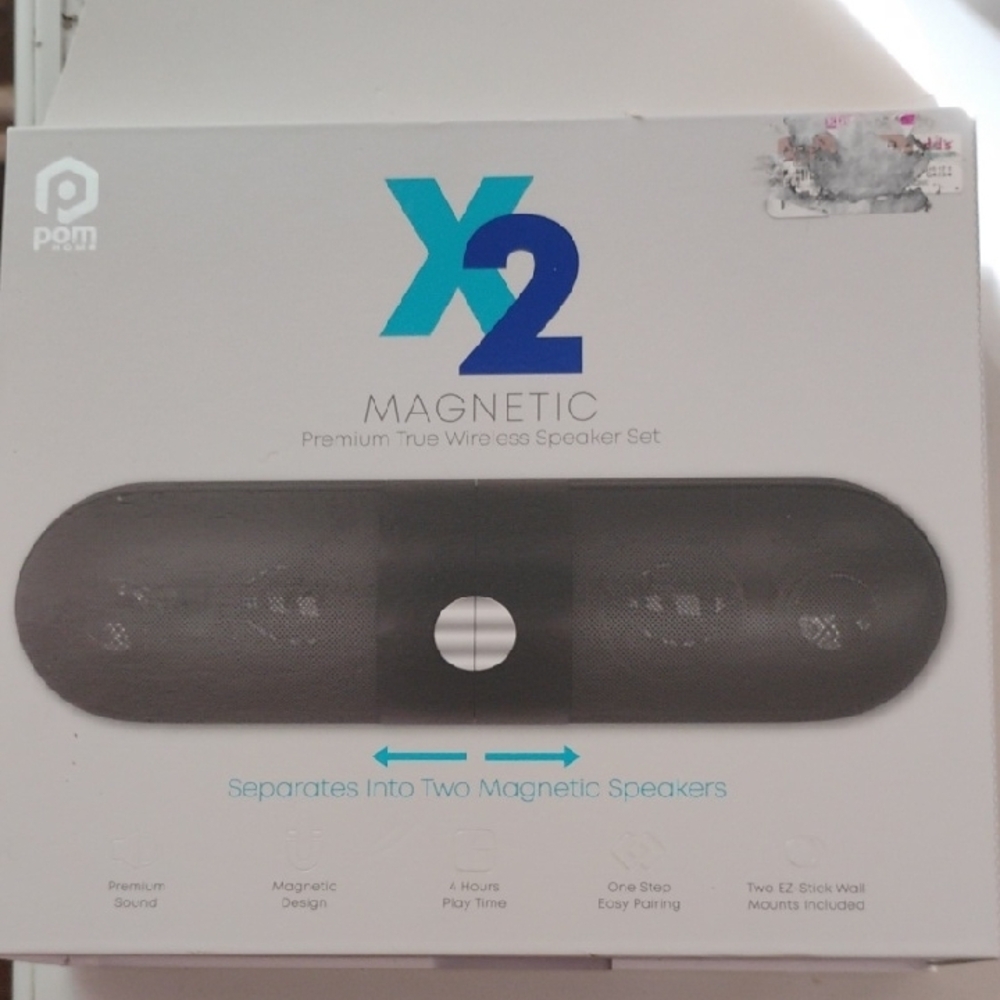POM Gear X2 Magnetic Wireless Speakers - Black